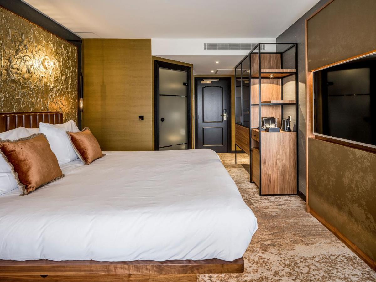 Alexander Hotel 4*